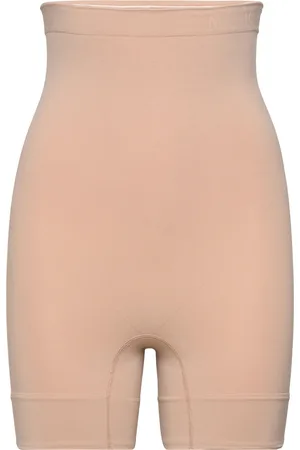 MAGIC Bodyfashion Booty Booster High Short Lingerie Shapewear Bottoms Beige