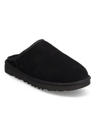 UGG M Classic Slip-On Slippers Hjemmesko Black