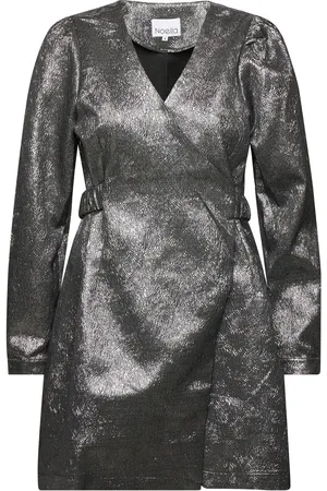 Noella Pace Belt Dress Kort Kjole Silver