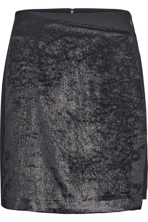 Tamaris Cannes Asymetrical Velvet Skirt Kort Nederdel Black
