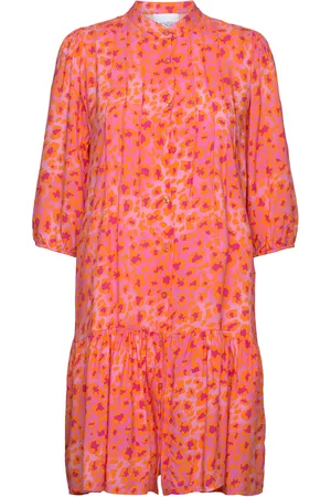 Noella Imogene Sh. Dress Kort Kjole Coral
