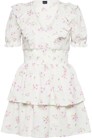 Gina Tricot Smock Frill Dress Kort Kjole White