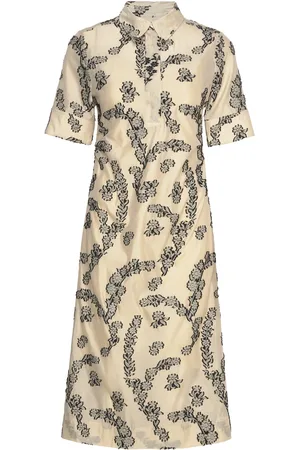 DAY Birger et Mikkelsen Joanna - Floral Jacquard Knælang Kjole Cream