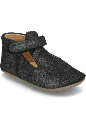 Pom Pom Beginners™ Ballerina T-Bar Slippers Hjemmesko Black