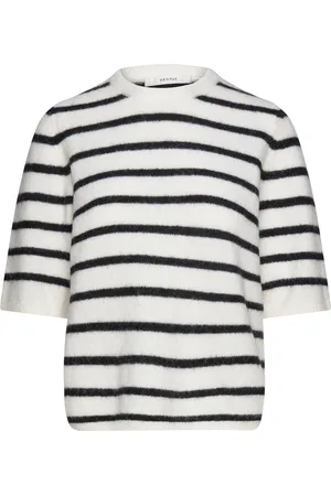 Gestuz Alphagz Tee Noos Tops Knitwear Jumpers White