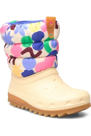 Crocs Classic Neopuff Geoshapesbootk Shoes Rubberboots High Rubberboots Beige