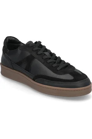 GARMENT PROJECT Liga - Black Leather Low-top Sneakers Black