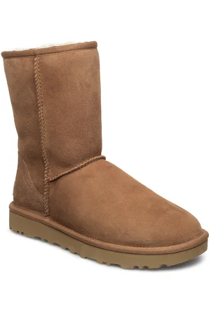 UGG W Classic Short Ii Shoes Boots Ankle Boots Ankle Boots Flat Heel Brown