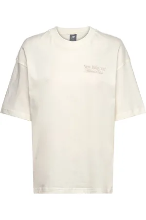 New Balance Linear Graphic Over D T-Shirt Sport Women Sport Clothing Sports Tops & T-shirts Sport T-Skjorte Cream