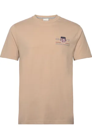 GANT Reg Archive Shield Emb Ss T-Shirt Tops T-Kortærmet Skjorte Beige