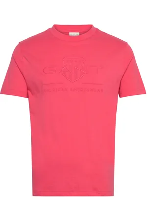 GANT Reg Tonal Shield Ss T-Shirt Tops T-Kortærmet Skjorte Red
