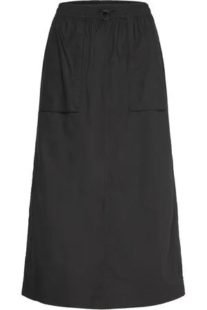 PUMA Future..archive Zip-Off Maxi Woven Skirt Sport Women Sport Clothing Sport Dresses & Skirts Sport Skirts Black