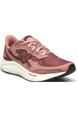New Balance Freshfoam Arishi V4 Sport Women Sport Shoes Sport Sneakers Sport Low Top Sneakers Pink
