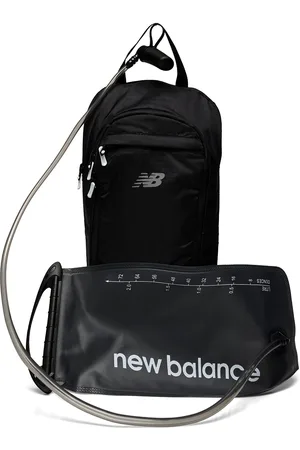 New Balance Performance 4L Hydration Backpack Sport Sport Training Bags Sport Backpacks Black