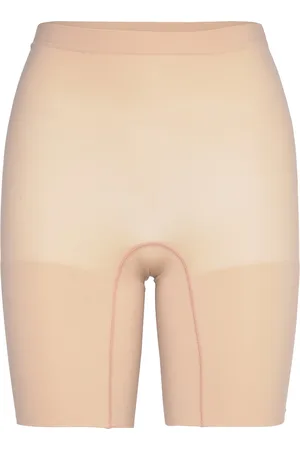 Spanx Sculpt™ Seamless Power Mid-Thigh Short Lingerie Panties Seamless Panties Beige