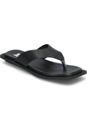 Steve Madden Splash Sandals Shoes Sandals Flat Sandals Black