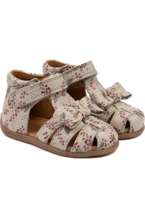 Pom Pom Starters Bow Velcro Sandal Shoes Summer Shoes Sandals Beige