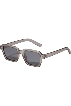 Pilgrim Annalise Sunglasses Light Grey Firkantede Solbriller Grey