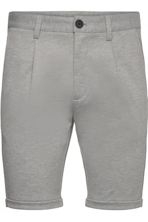Lindbergh Pleated Shorts Bottoms Shorts Chinos Shorts Grey