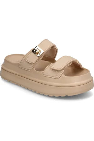 Steve Madden Bigschmona Sandals Shoes Sandals Flat Sandals Beige