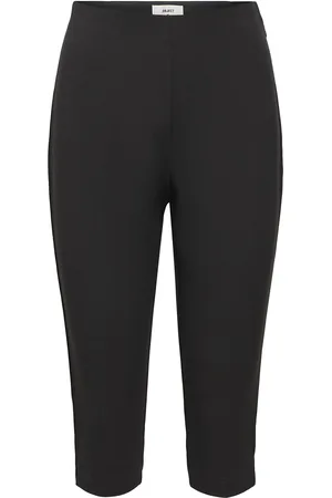 Object Objlisa Mw Sli Capri Pant Noos Bottoms Trousers Capri Trousers Black