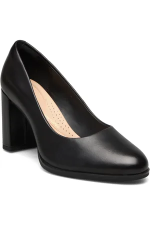 Clarks Freva85 Court Shoes Heels Pumps Classic Black
