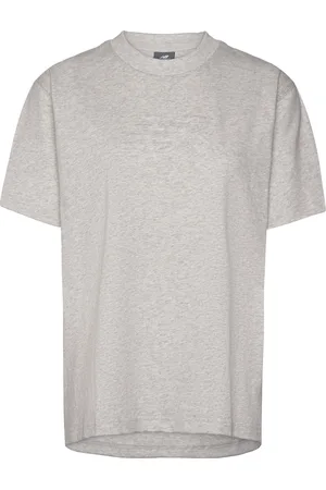 New Balance Embossed Logo Jersey T-Shirt Sport Women Sport Clothing Sports Tops & T-shirts Sport T-Skjorte Grey