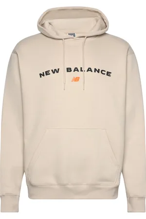 New Balance Reimagined Fleece Graphic Hoodie Sport Men Sport Clothing Sport Sweatshirts & Hoodies Sport Hoodies Beige