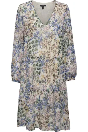ESPRIT Crêpe Dress With Millefleurs Patterned