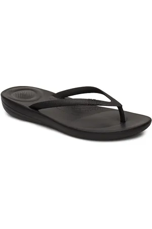 FitFlop Iqushion Ergonomic Flip-Flops Black