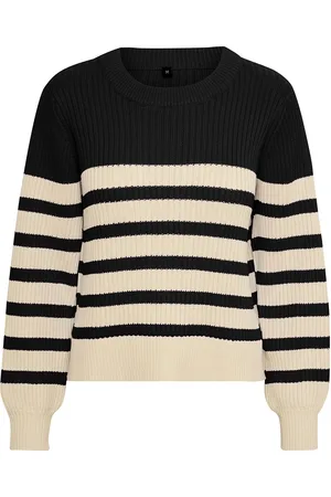Culture Cuewy Pullover Black