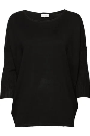 Freequent Pullover From Freequent In A Soft, Fine-Knit Material. The Pullover Has A Simple Black