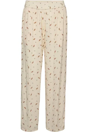 Basicapparel Nella Cropped Pants Cream