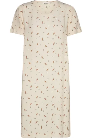 Basicapparel Nedel Short Dress Cream