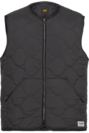 Lee Vest Black