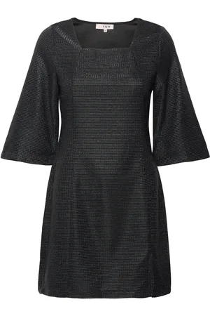 A-View Ari Dress Black