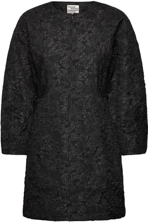 Baum und Pferdgarten Amyra Black