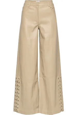 2nd Day 2Nd Edition Hero Tt - Soft Pu Lamb Beige