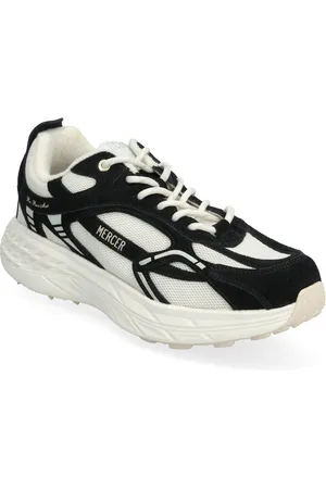 Mercer Amsterdam The Re-Run Max Black