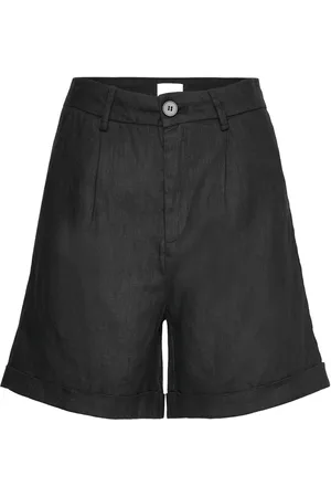 Creative Collective Dana Shorts Black