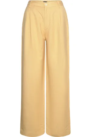 Lindex Trouser Ragna With Pleats Yellow
