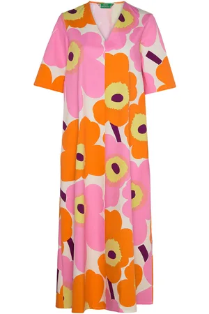 Marimekko Kellotus Unikko Pink