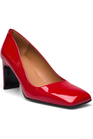 Billi Bi Pumps Red