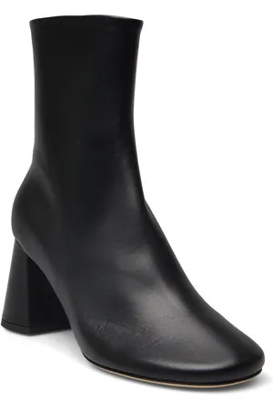 Dear Frances Harlow Boot Black