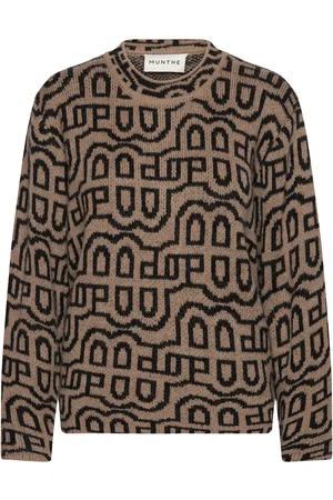Munthe Takillu Brown