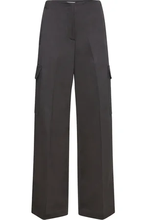 By Malina Madilyn Mid High Rise Cargo Pants Black