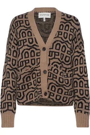 Munthe Talhua Brown