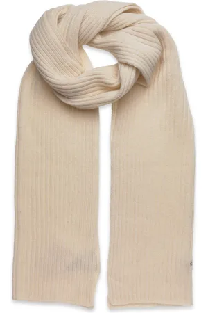 GANT Unisex. Shield Wool Knit Scarf Cream