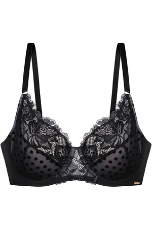 Dorina Yasmine Demi Black