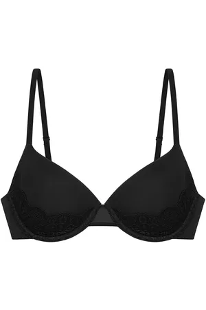 Dorina Lorena Demi Black